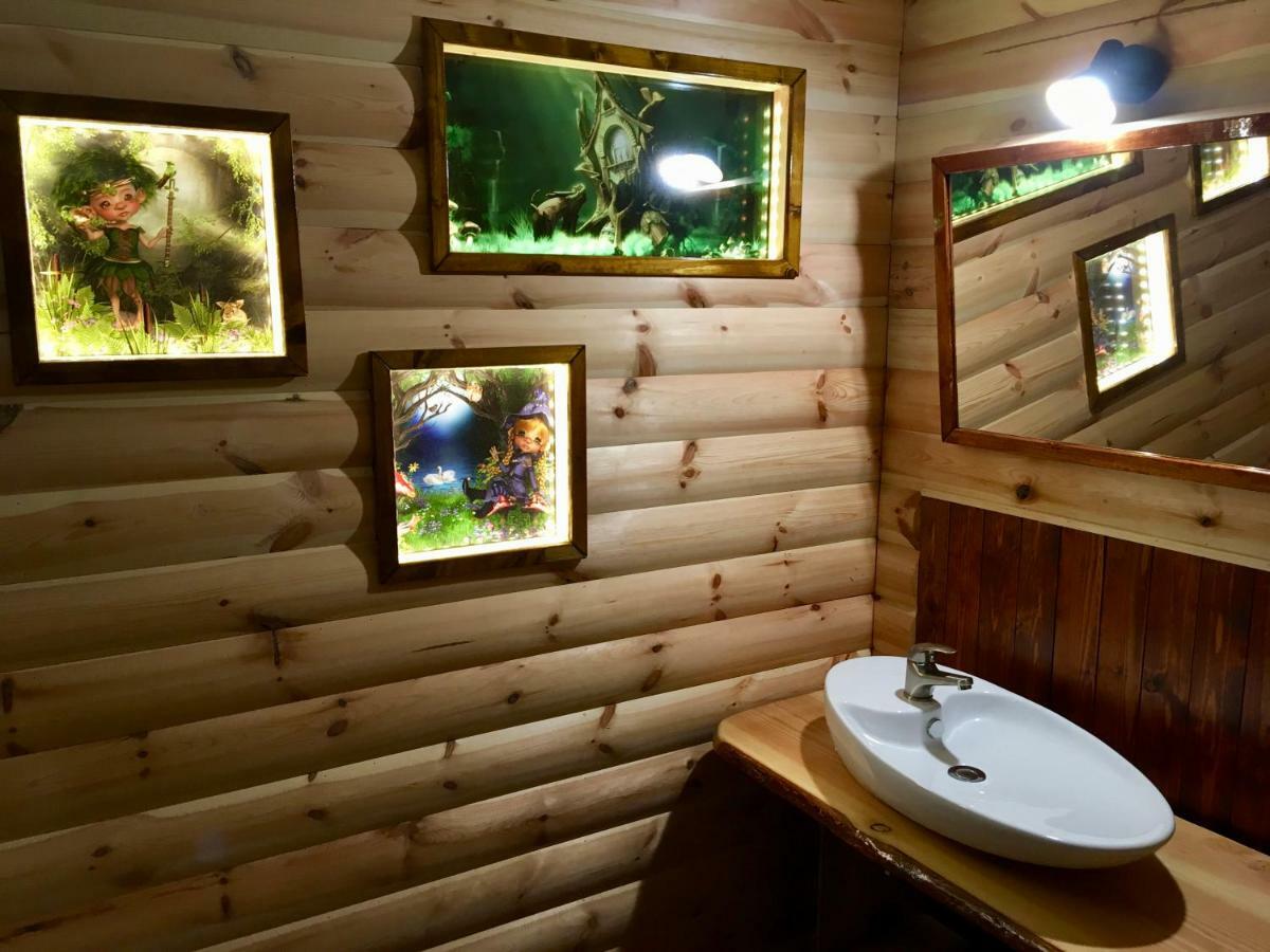 Holzhaus Trollblümchen am Wald und See Neuruppin Exterior foto